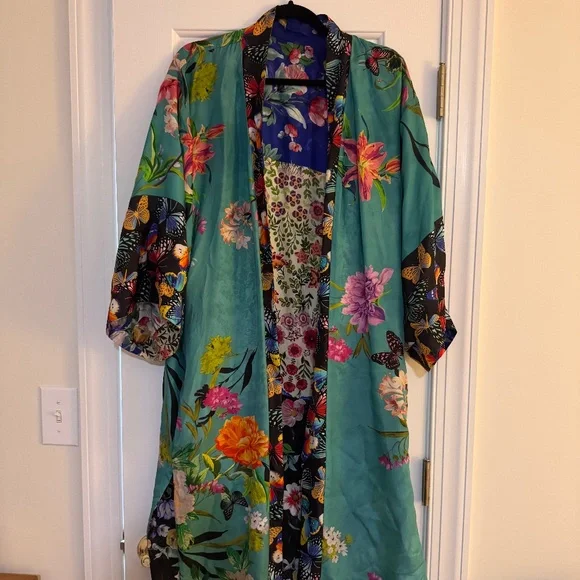 Johnny Was Silk Reversible Kimono - Picture 1 of 9